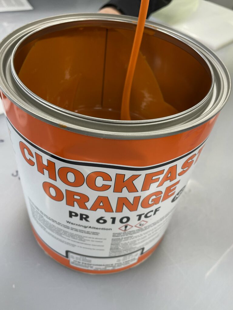 Chockfast Orange Chocking Compound in Can image