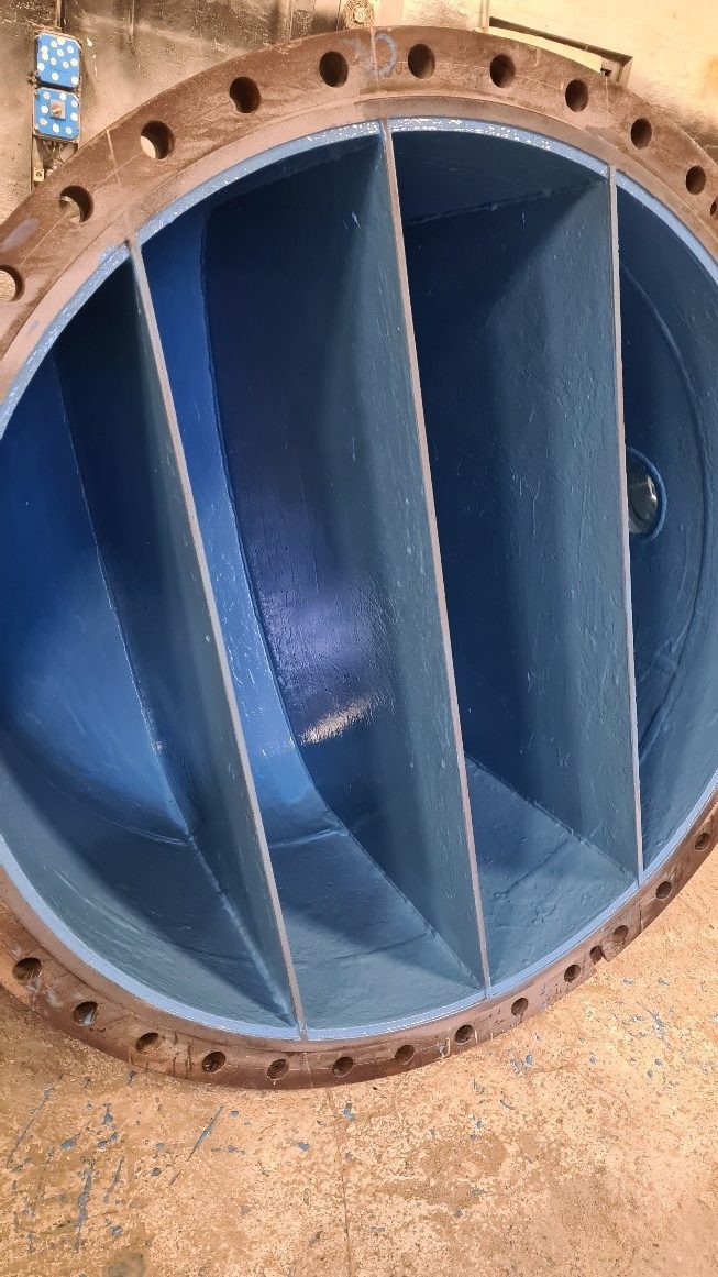 Read more about the article Refinery Heat Exchanger Corrosion & Oxidation Minimized with Devcon® Brushable Ceramic Blue Coating