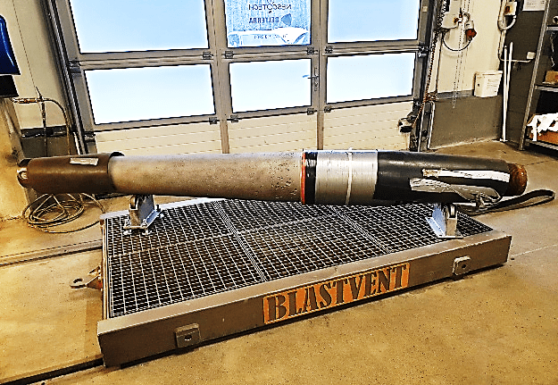 Rudder Stock Restoration Protection in Baltic Conditions Devcon® Titanium Putty & Devcon® Brushable Ceramic